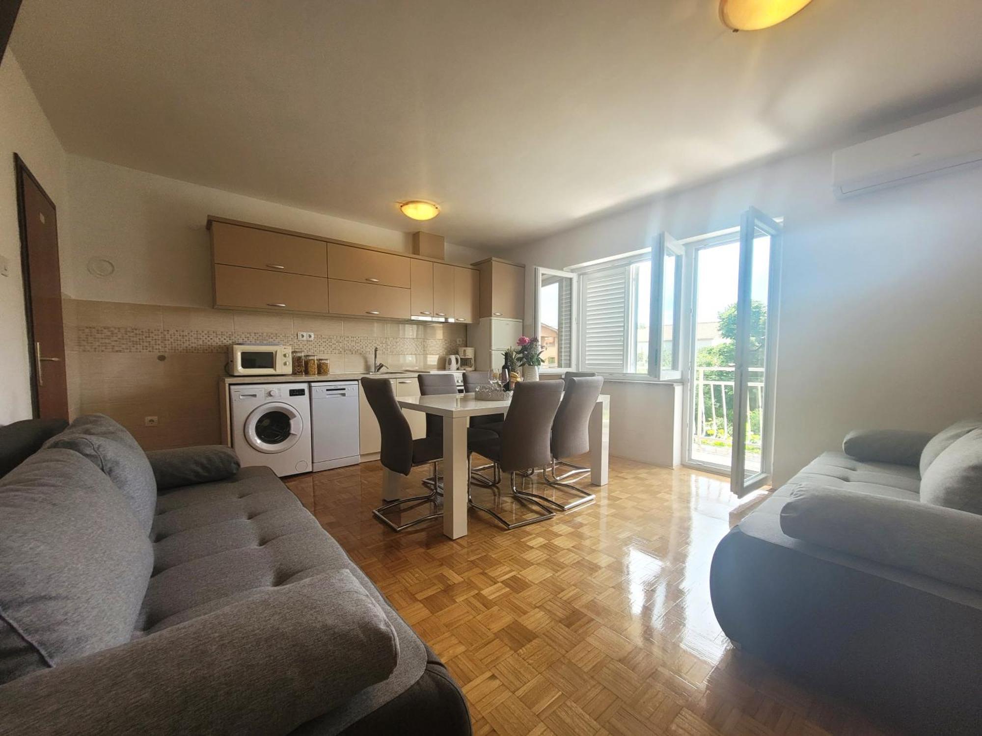 Apartments Blazevic Omišalj Exterior foto
